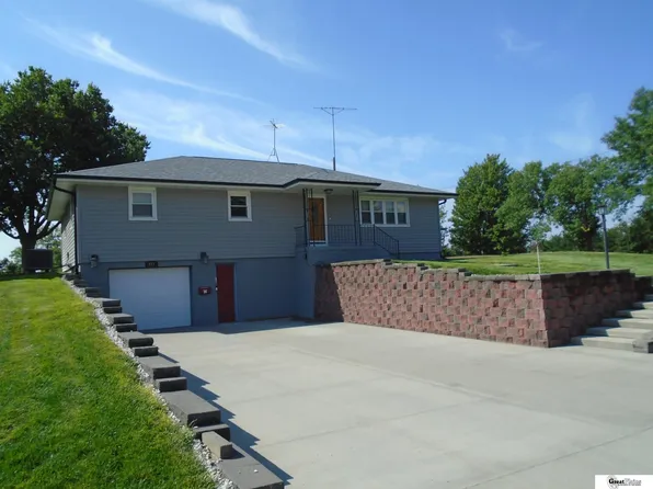 931 E Sherman St, West Point, NE 68788