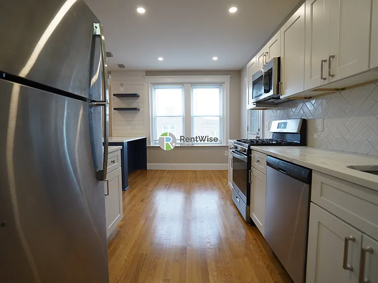 19 Vinal St #1910 — Photo 4