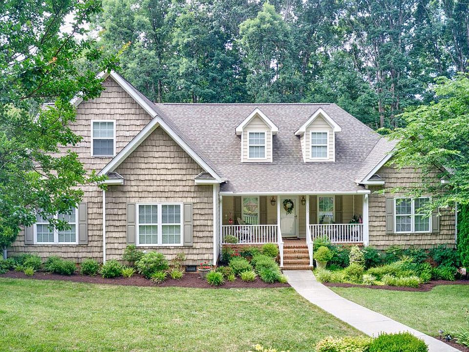 1st image of Mooresville Park Cir