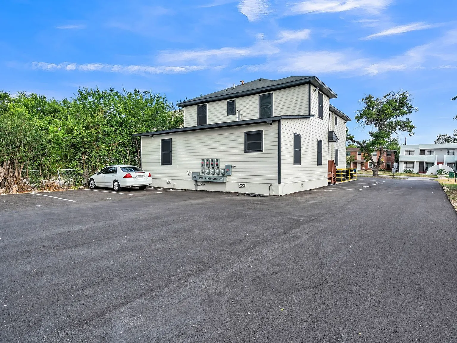 Woodlawn Homes — Photo 4