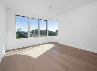 208 Delancey St #11A, New York, NY 10002