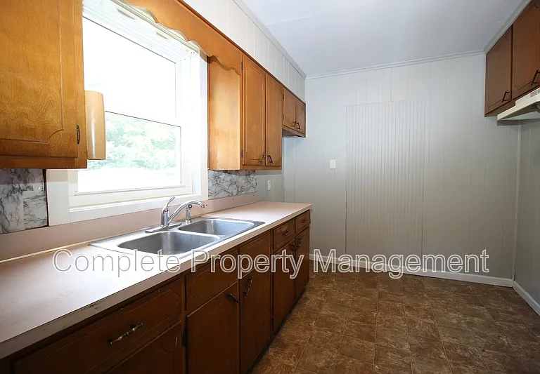 2108 48th Place Ensley — Photo 13