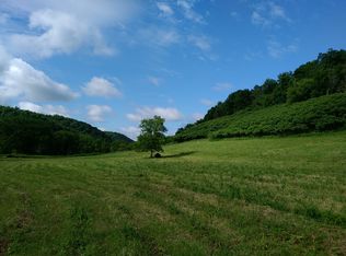 N Elk Run Rd, Viola, WI 54664