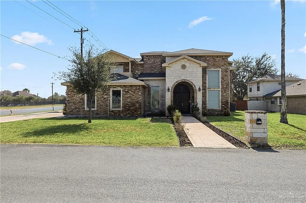 4 bed, 5.0 bath, 3407 sqft, $3,800 — Photo 1
