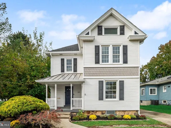 20 E Woodland Ave, Pitman, NJ 08071