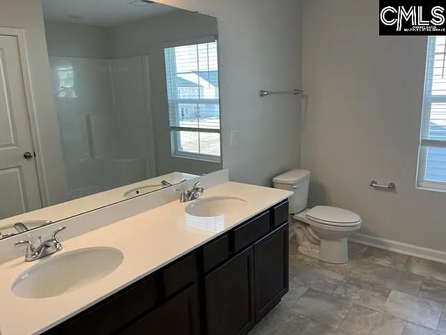 1036 Crescent Corner Dr — Photo 15