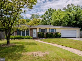 14 W Clairmont Dr, Newark, DE 19702