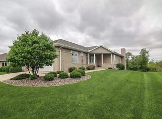1902 Meadow Dr, Stoughton, WI 53589