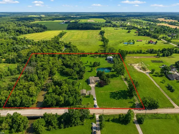 26260 29 Mile Rd, Lenox, MI 48048