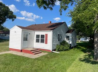 506 & 504 Augusta Ave, Bassett, NE 68714