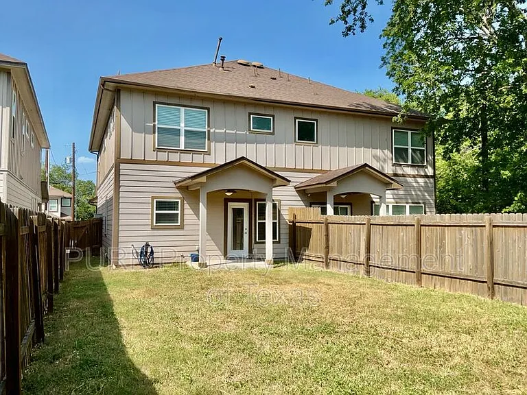 3301 Elija St #B — Photo 22