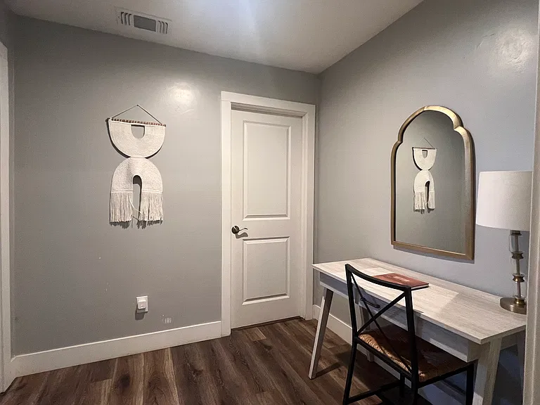 6930 Mariposa Ave #6930 — Photo 5