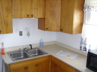 1522 N St SW, Cedar Rapids, IA 52404