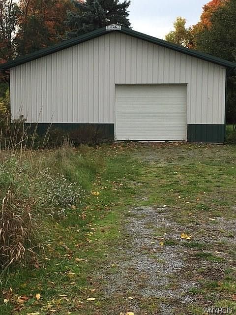 2nd image of 13649 Carney Rd