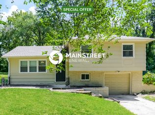 8005 Tennessee Ave, Raytown, MO 64138