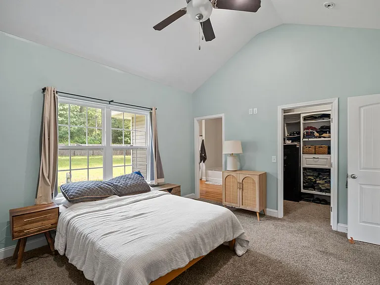 118 Clay St NE — Photo 19
