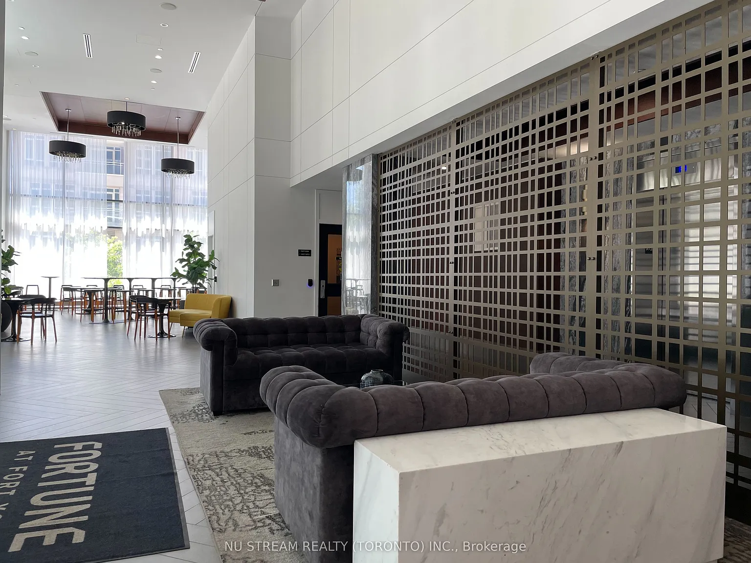 1 bed, $2,300 — Photo 3