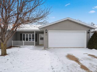 126 Cardinal Ct, Independence, IA 50644