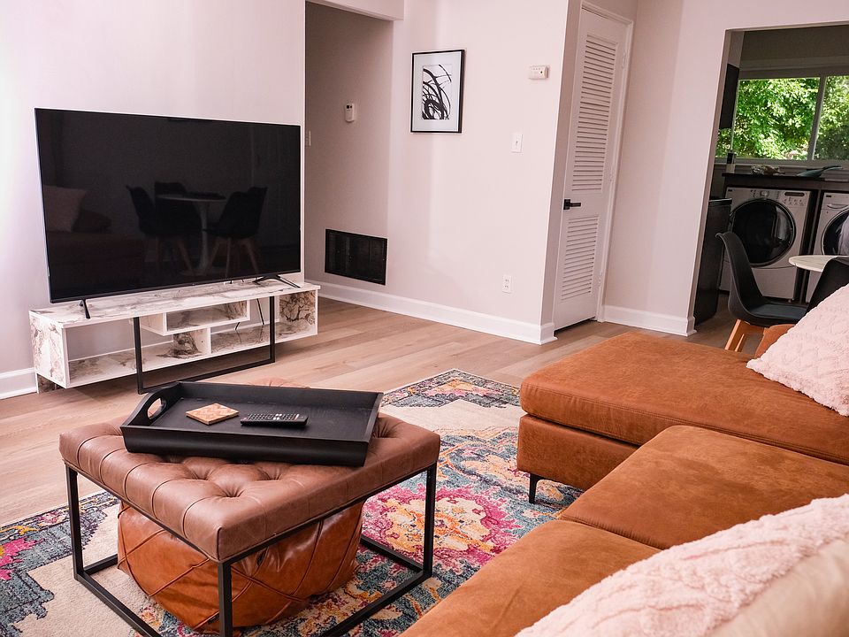 1st image of 21910 Morton St #1