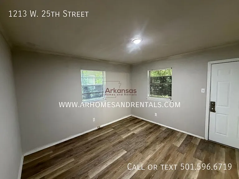 1213 W 25th St — Photo 9