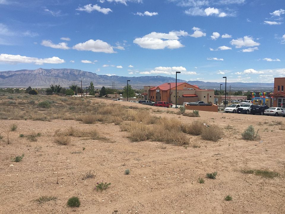 2nd image of Unser Blvd SE