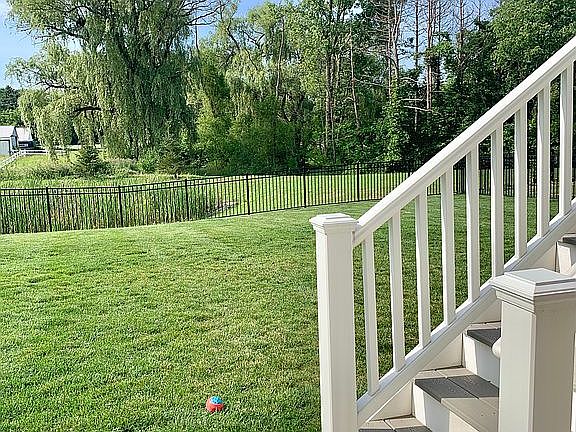 5th image of 3042 Waverly Woods Ln