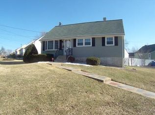 31 Westbury Rd, Iselin, NJ 08830