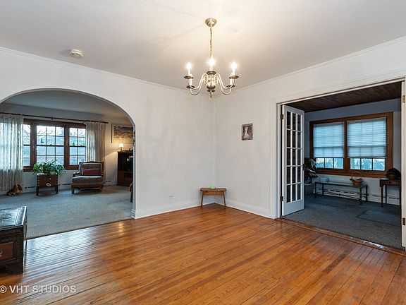 5th image of 1566 Grove Ave