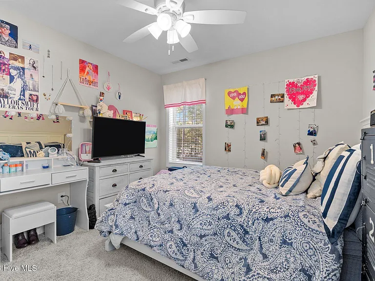 451 Gretchen Rd — Photo 35
