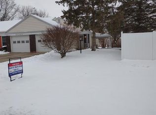 3125 Vineyard Ln, Flushing, MI 48433
