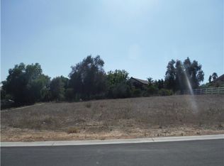 519 Oak Glade Dr, Fallbrook, CA 92028