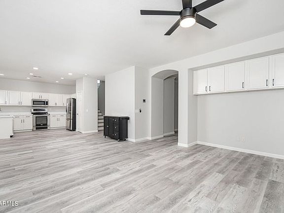 4th image of 3505 N 143rd Ave