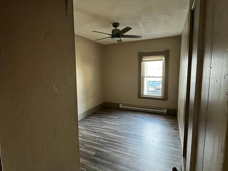 178 Nichols St #1-B — Photo 1
