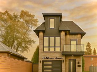 10A Benson Ave, Mississauga, ON L5H 2P1
