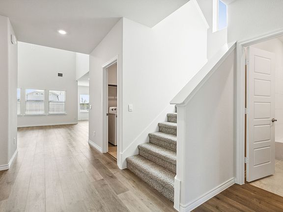 2nd image of 7428 Alfriston Pl