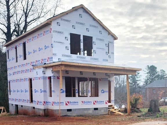 5th image of 211 Glenn Rd