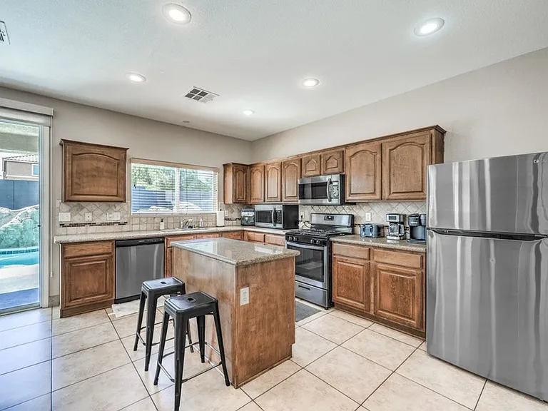 5663 Artesia Lake Ct — Photo 9