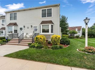 1008 Wetherburn Ct, Flemington, NJ 08822