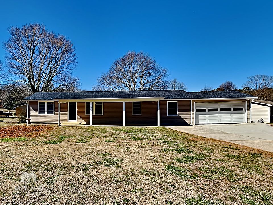 1st image of 3925 Maggie Dr SE