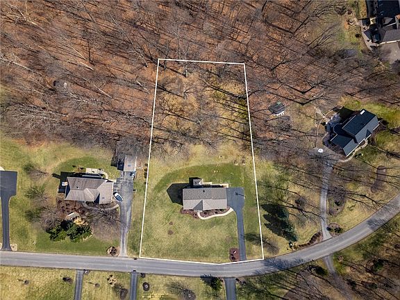 4th image of 111 Timberlee Dr