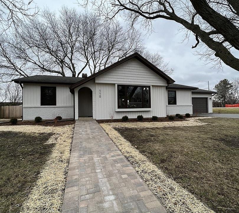 1st image of 110 N Cambridge Dr