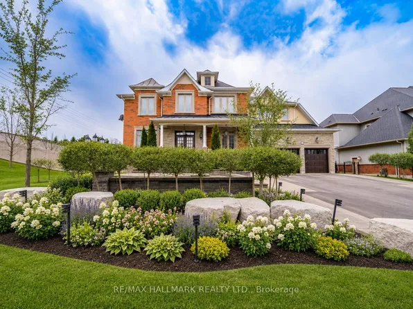 37 Country Club Cres, Uxbridge, ON L9P 0B8