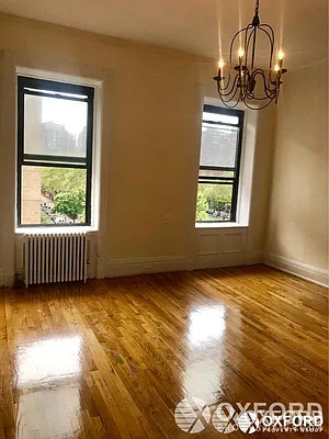 Rented by Oxford Property Group | media 48