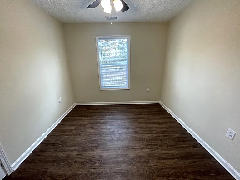75 Venita Dr #3 — Photo 8