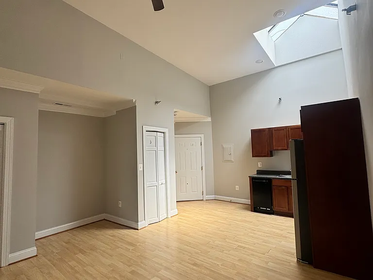 9 N 3rd St #2D — Photo 8