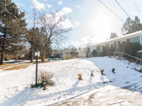 6 Polaris Drive, New Milford, CT 06776