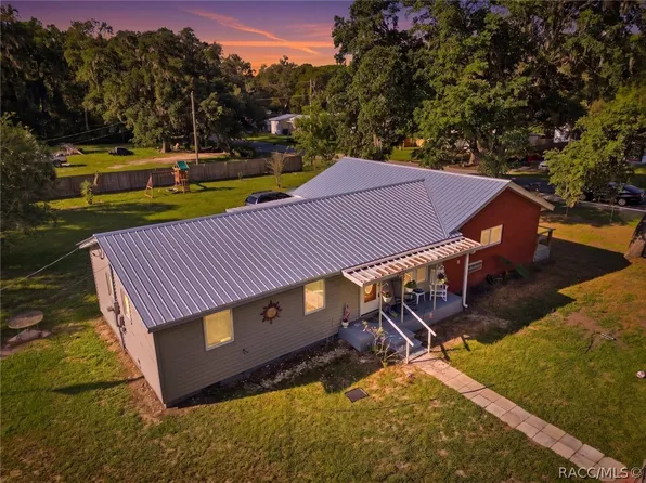 5515 S Bluegill Way, Floral City, FL 34436