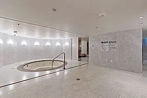955 Bay St #307 — Photo 13