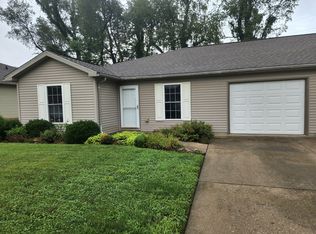 6842 W Boston Dr, Newburgh, IN 47630