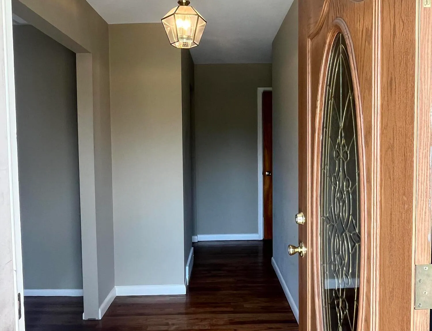 3 bed, 1436 sqft, $3,200 — Photo 3